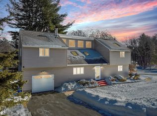 7 Germaine Ave, Methuen, MA 01844