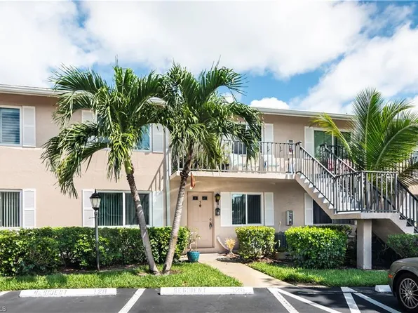 190 Palm Dr 5, Naples, FL 34112