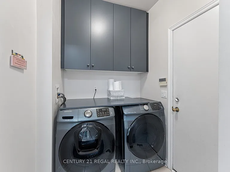 42 Ballymore Dr — Photo 30