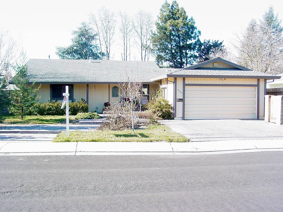 1st image of 2539 Bay Ct