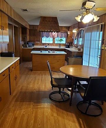 4th image of 4168 Broken Bow