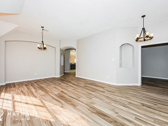 3rd image of 1015 Morningside Dr