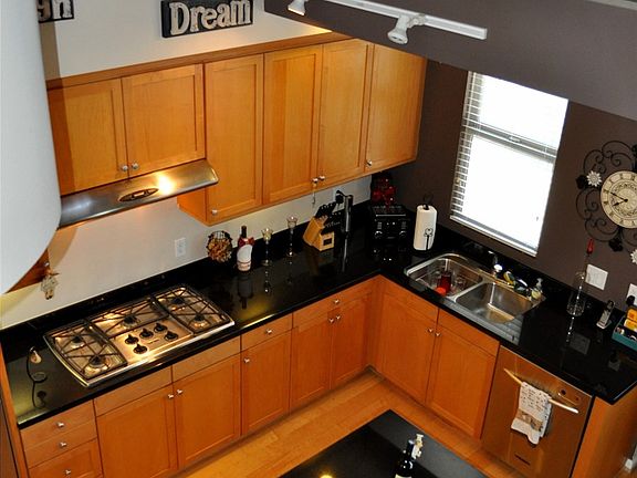 2nd image of 201 E Angeleno Ave Unit 423