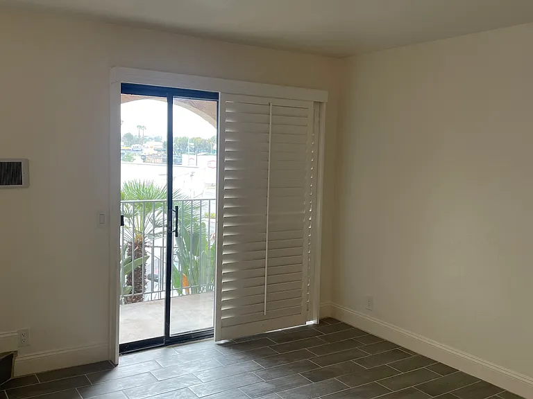 2164 Oceanside Blvd — Photo 3