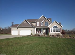 5417 Ledge Rock Dr, Rootstown, OH 44272