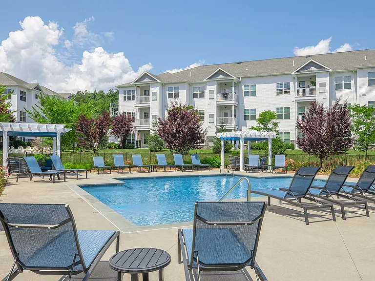 The Pointe at Dorset Crossing — Photo 14