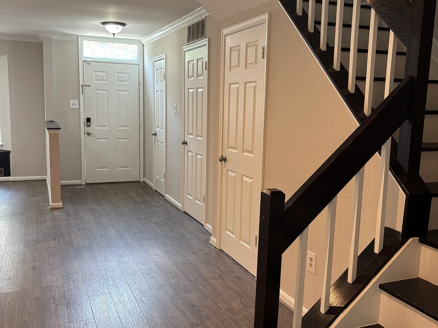 3 bed, 3.5 bath, 1452 sqft, $2,800 — Photo 4