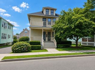 70 Putnam St, Watertown, MA 02472