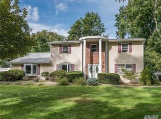 Bevy Hollow Rd, East setauket, NY 11733