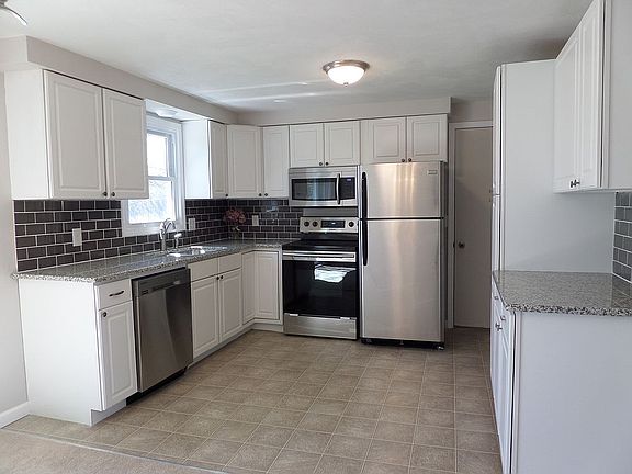 2nd image of 8379 Zenith Dr