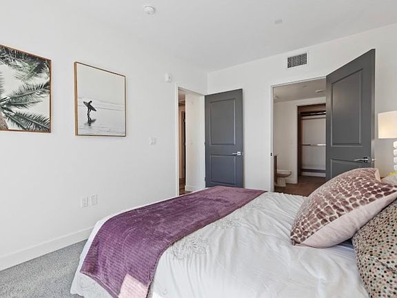 2nd image of 0 Lankershim Blvd #409