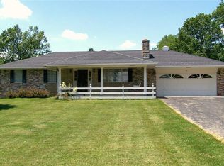 95 S Johnsville Rd, New Lebanon, OH 45345