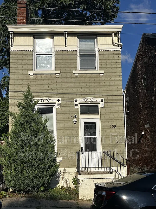 3 bed, 3.0 bath, 1558 sqft, $2,950 — Photo 1