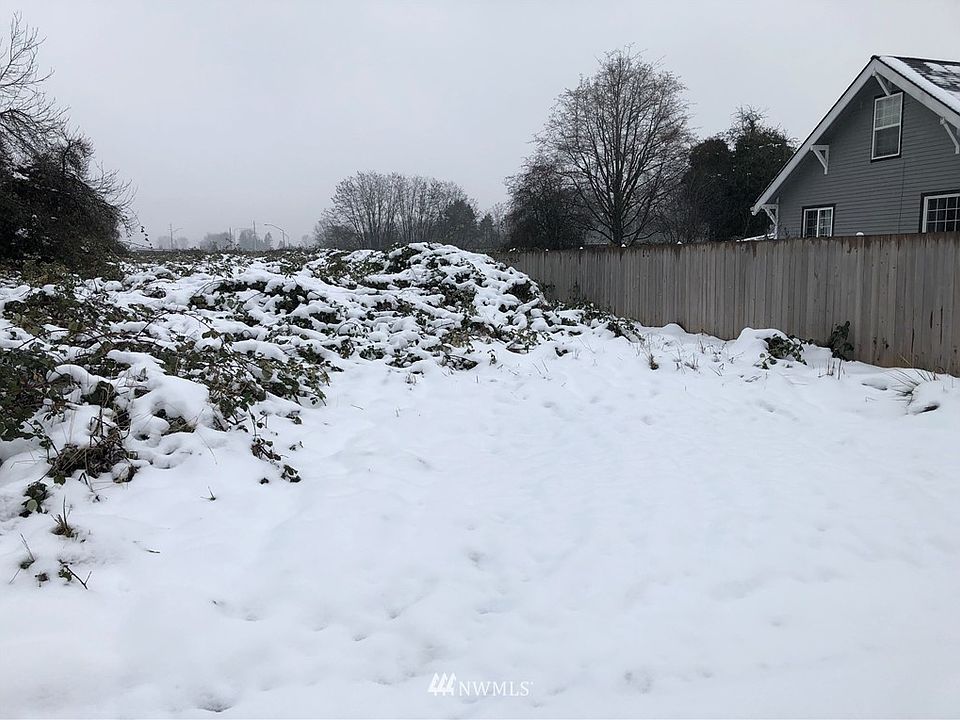 2nd image of 6103 124th Avenue Ct E