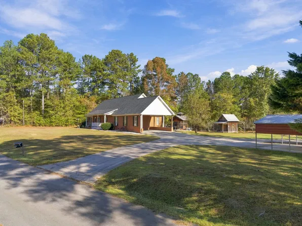 49 Herring Rd NE, Armuchee, GA 30105