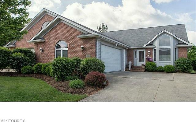 1st image of 3588 Greenview Dr