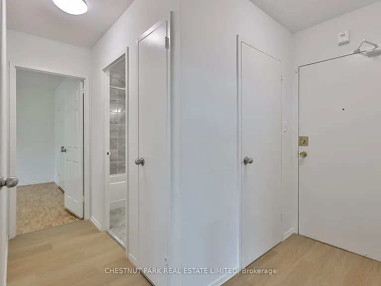 888 Glen St #525 — Photo 25