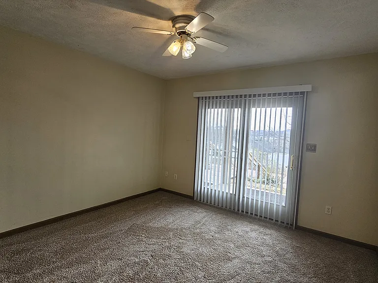 1383 Bergamont St — Photo 13