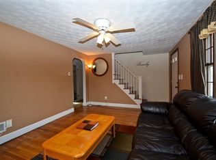 53 2nd Island Rd, Webster, MA 01570