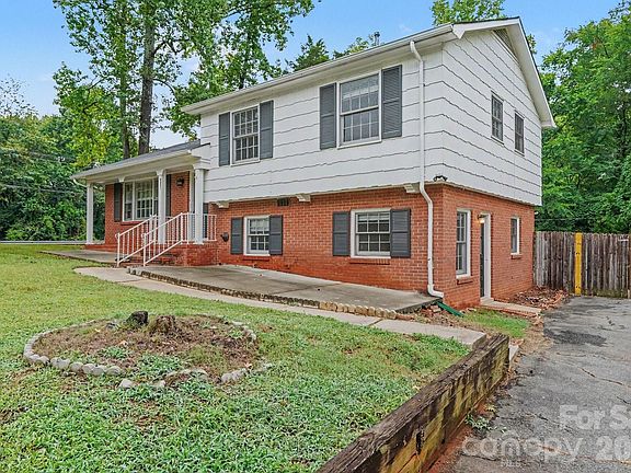 2nd image of 6601 Lynfield Dr