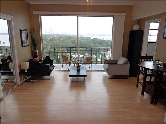 2nd image of 2109 Bayshore Blvd Unit 906