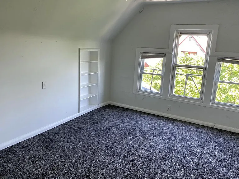 54 Mariner St #3 — Photo 9