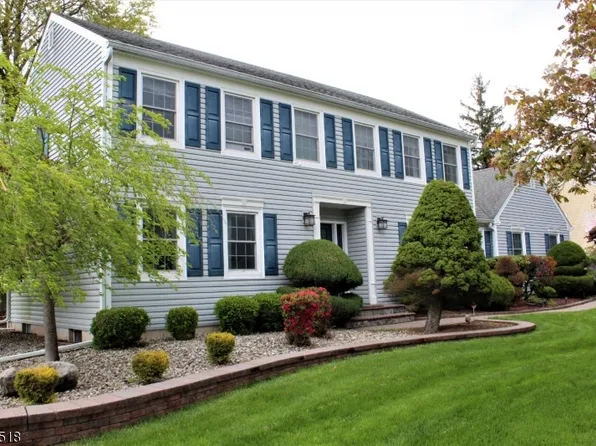 12 Valinor Rd, Hillsborough Twp., NJ 08844