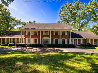 1 Carriage Ln, Charleston, WV 25314