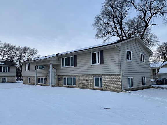 3rd image of 3307 14th St N APT 3