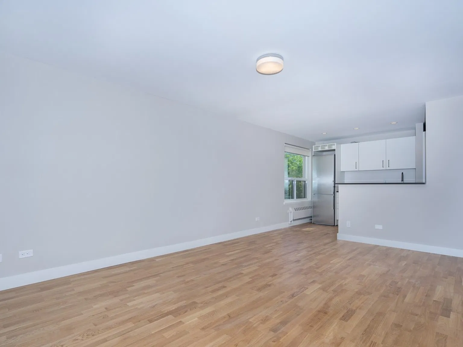 111 Lawton Boulevard — Photo 4