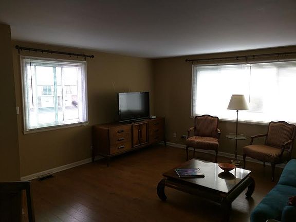 5th image of 223 Wapoos Ct