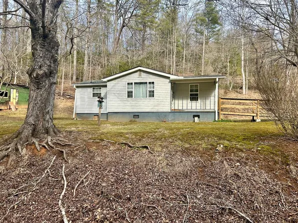 816 Middle Burningtown Rd, Franklin, NC 28734