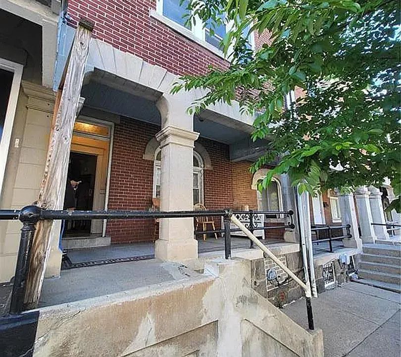 1st image of 517 W Turner St APT 3