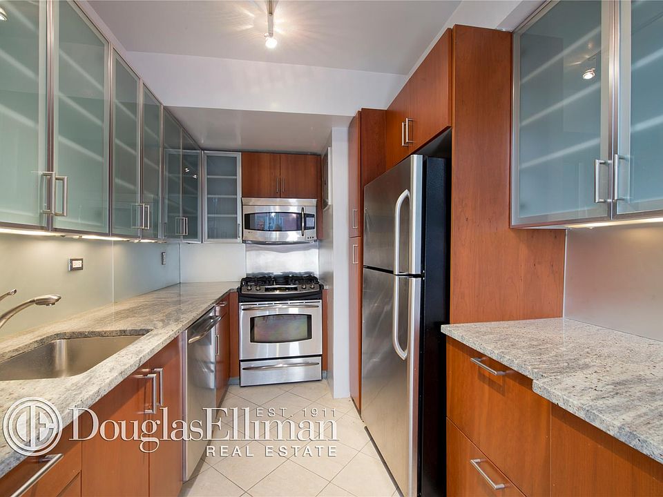1st image of 85 E End Ave APT 12B