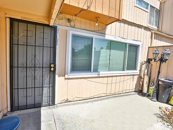 5th image of 2185 Luz Ave