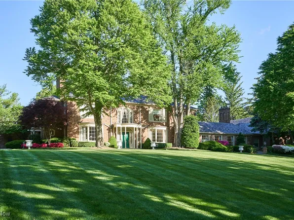 48 S Wheaton Rd, Akron, OH 44313