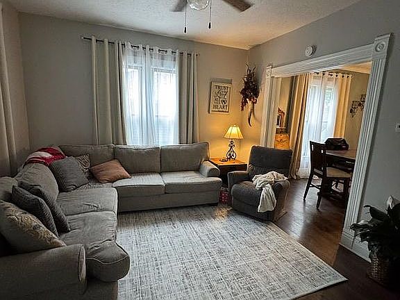 4th image of 586 A St
