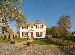 33 Fulton St FLOOR 2, Warwick, RI 02889