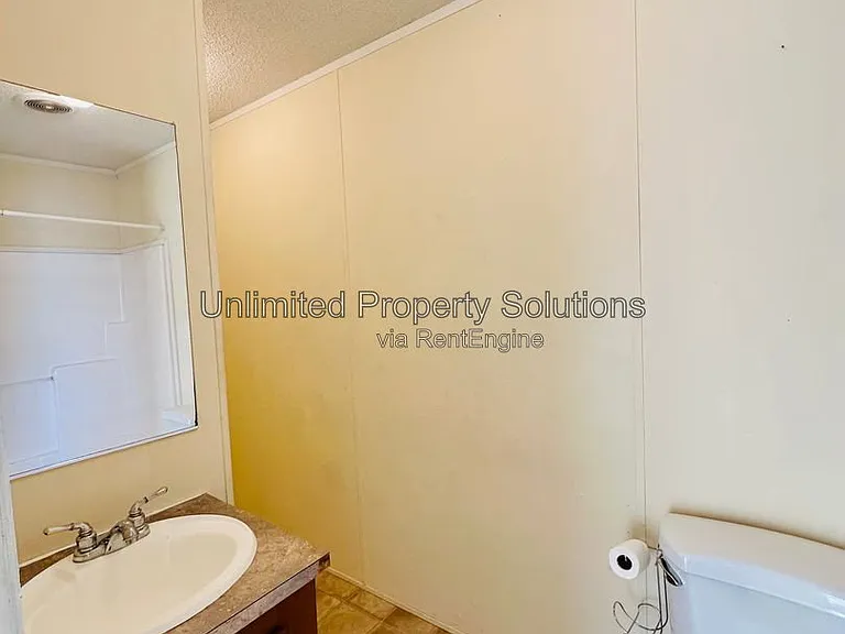 9765 Old Mill Rd NE #101 — Photo 8