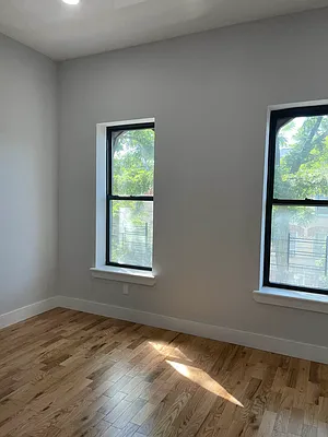 Rented by Evergreen Realty & Investments | media 23