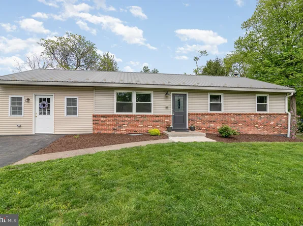 1621 Miller Rd, Dauphin, PA 17018