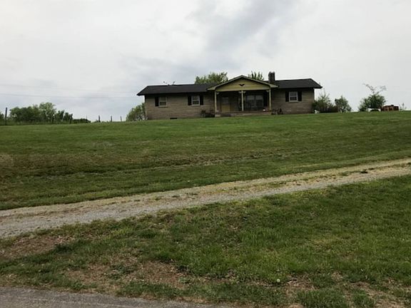 3rd image of 129 E Harper Ln