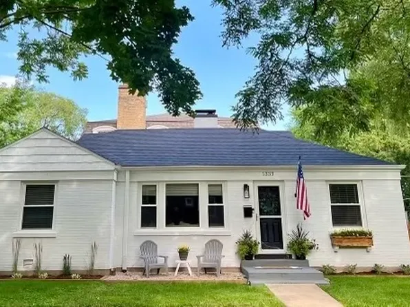 1333 Dewey Ave, Evanston, IL 60201