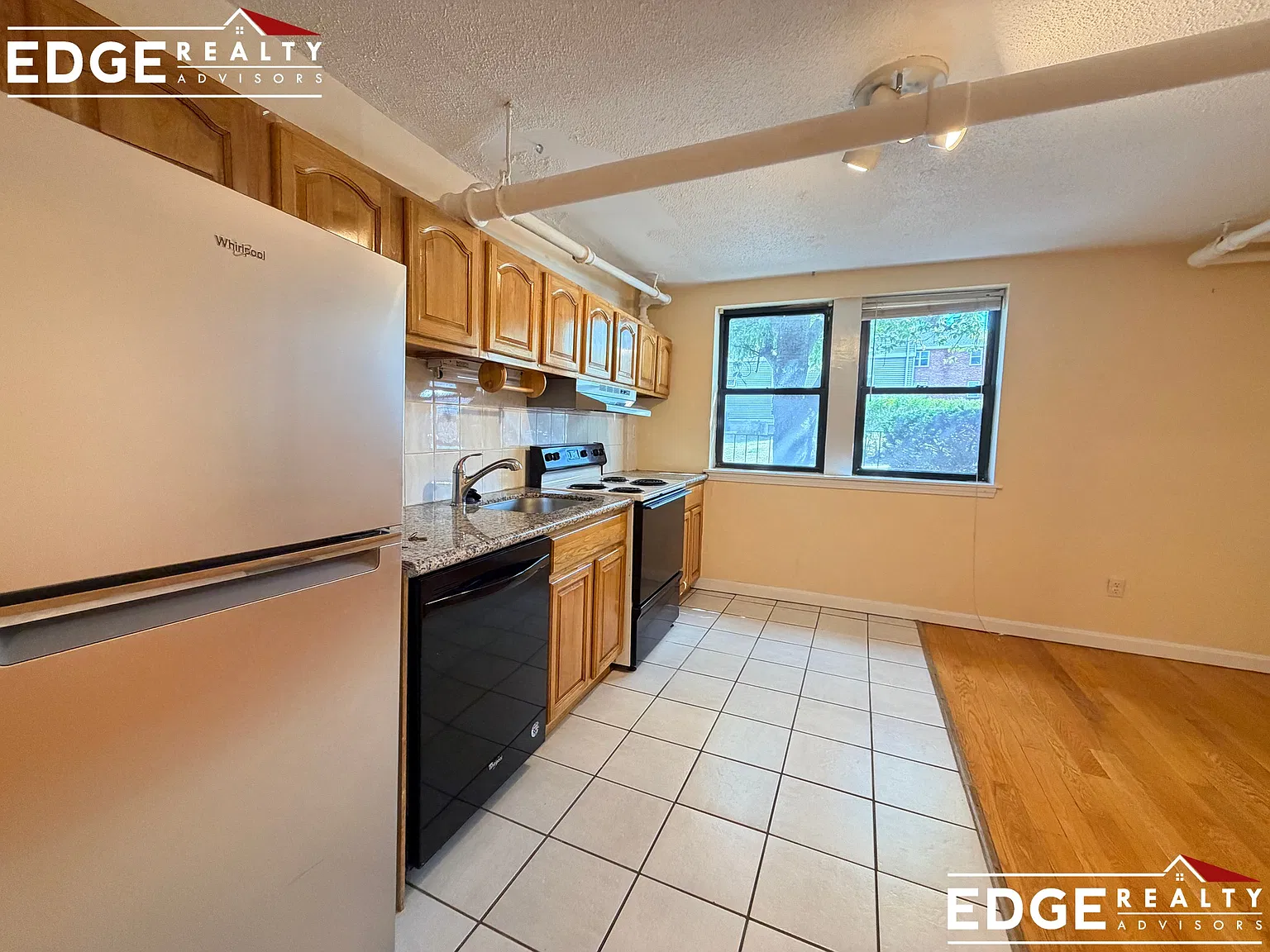 1 bed, 1.0 bath, $1,800 — Photo 4