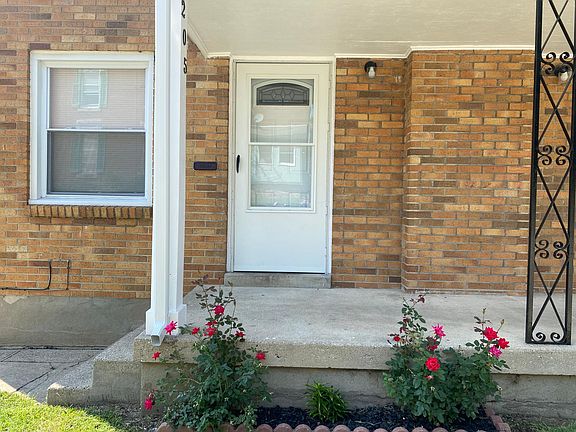 3rd image of 205 Jackson St #205