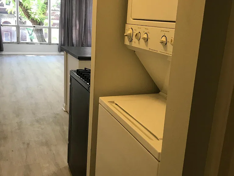 1062 W Taylor St #2F — Photo 9