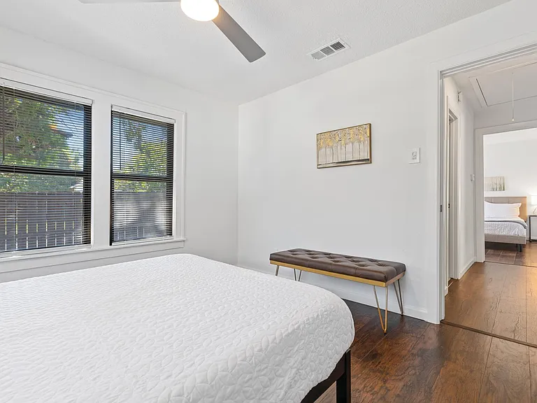1230 S Montclair Ave — Photo 13