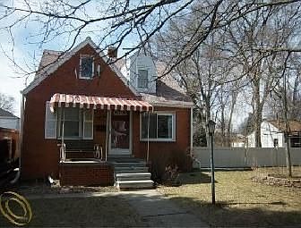 1st image of 4044 Parker St