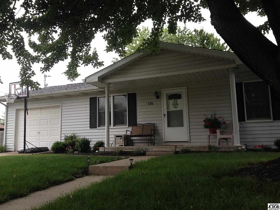 1st image of 134 S Harrison Dr