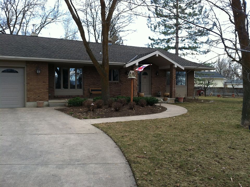 Front - Winter view